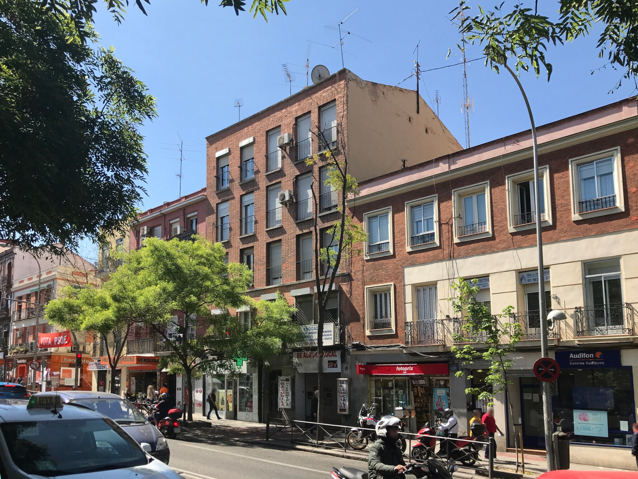 Local commercial dans Madrid, Madrid à louer Plan d’étage– Image 1 sur 2