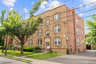 Plus de détails pour 36-38 School St, Hartford, CT - Logement à vendre