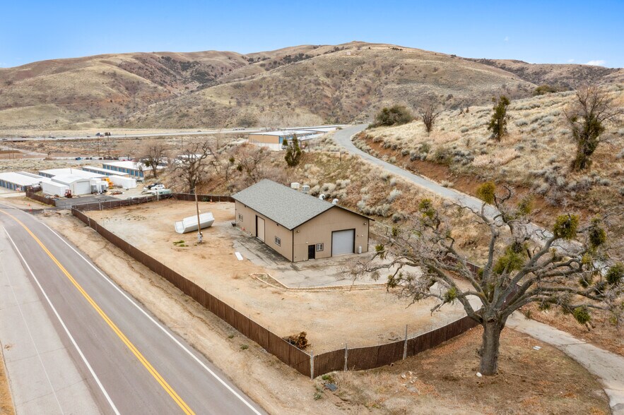 180 Landfill rd, Lebec, CA à vendre - Photo de l’immeuble – Image 1 sur 39