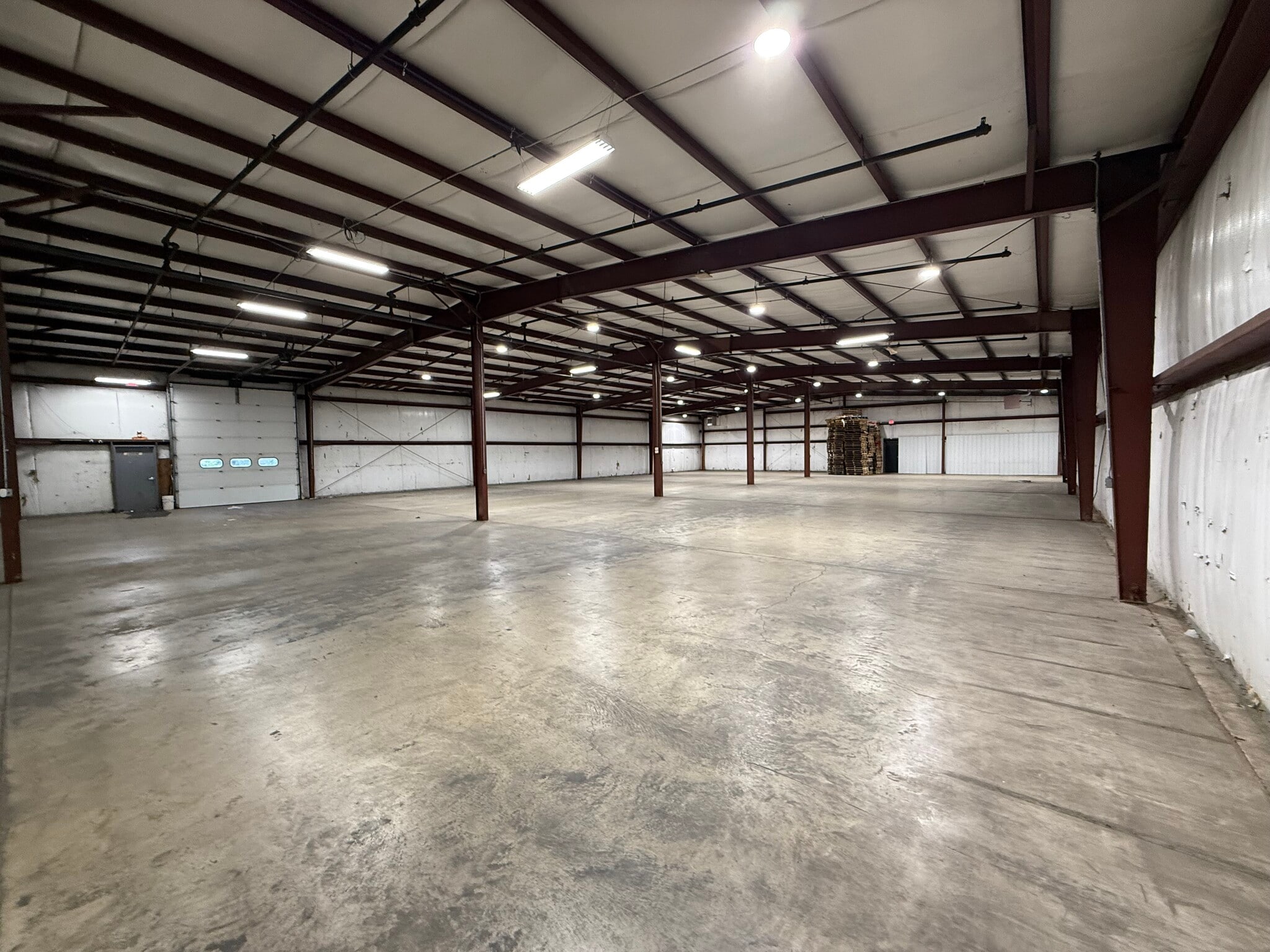 2748 Courier Dr NW, Grand Rapids, MI à louer Photo intérieure– Image 1 sur 5