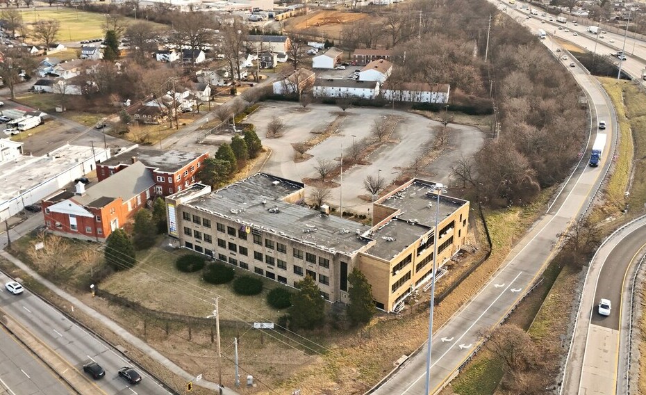 4205 Dixie Hwy, Louisville, KY à vendre - Photo de l’immeuble – Image 3 sur 13