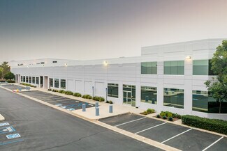 Plus de détails pour 20512 Crescent Bay Dr, Lake Forest, CA - Industriel/Logistique à louer