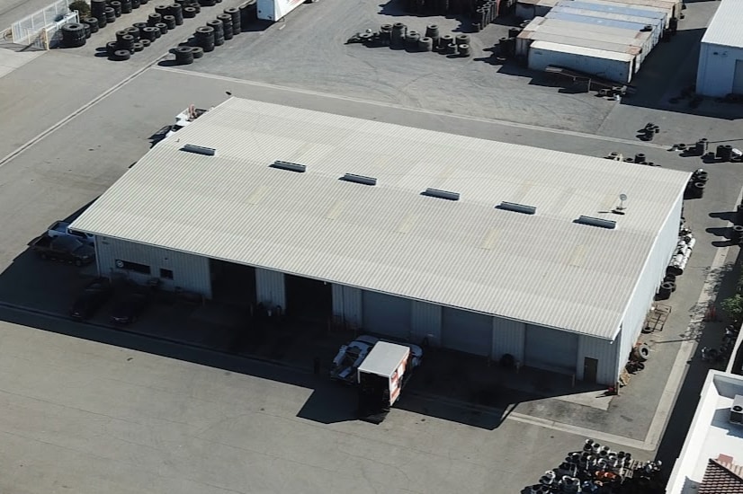 14047 Slover Ave, Fontana, CA à louer - Photo de l’immeuble – Image 3 sur 3