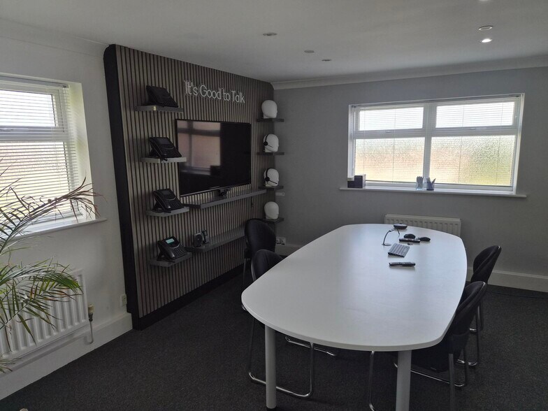 88 Judd Rd, Tonbridge à louer - Photo de l’immeuble – Image 3 sur 3