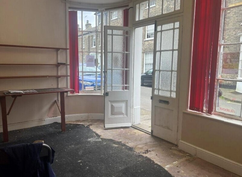 8 Queen Street, Hadleigh, Ipswich à louer - Photo intérieure – Image 3 sur 5