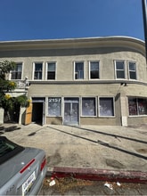2153-2173 W Washington Blvd, Los Angeles, CA à louer Photo de l’immeuble– Image 2 sur 5