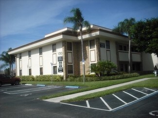 Plus de détails pour 130 John F Kennedy Dr, Lake Worth, FL - Bureau/Médical à louer