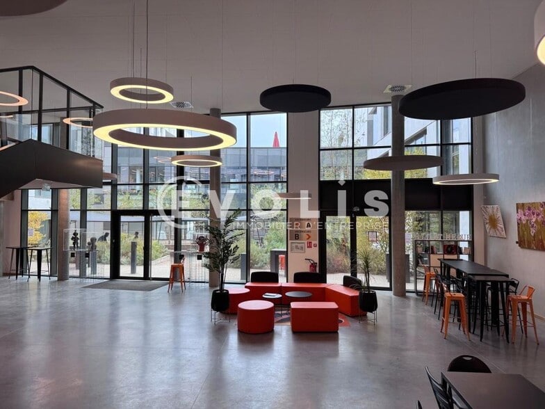 30 Rue Joannès Carret, Lyon à louer - Photo de l’immeuble – Image 2 sur 26