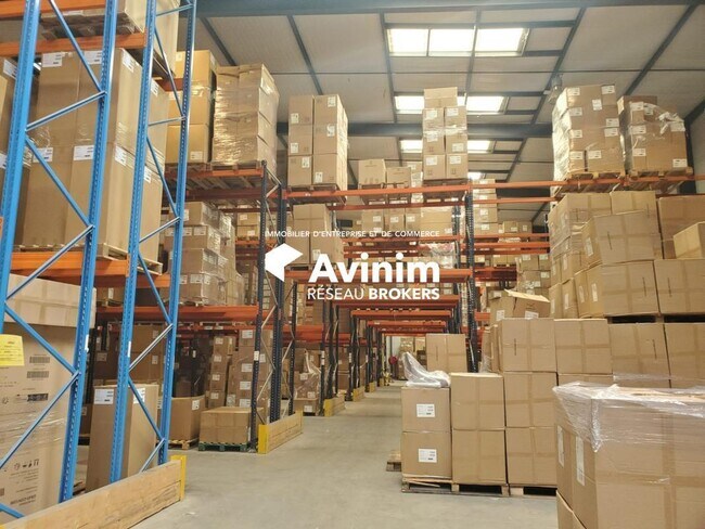 Plus de détails pour Industriel/Logistique à louer
