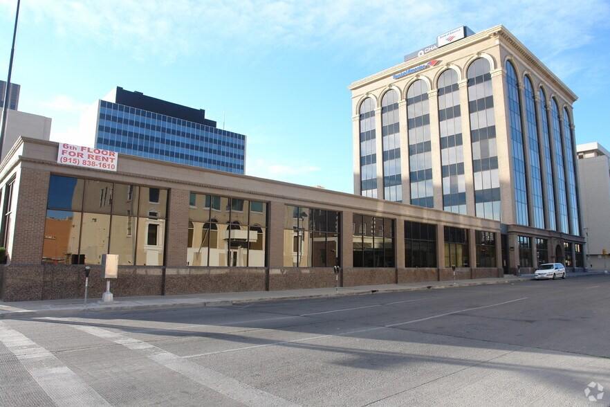 416 N Stanton St, El Paso, TX à louer - Photo de l’immeuble – Image 2 sur 87