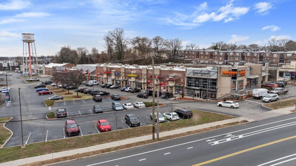 5600 Lancaster Ave, Philadelphia, PA à louer - Photo de l’immeuble – Image 2 sur 15