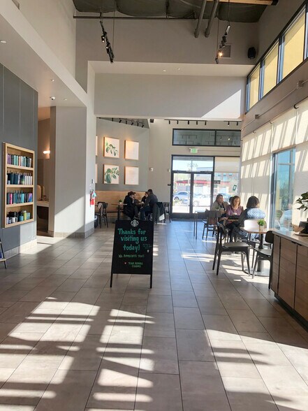 4521-4527 Livermore Outlets Dr, Livermore, CA à vendre - Photo intérieure – Image 2 sur 3