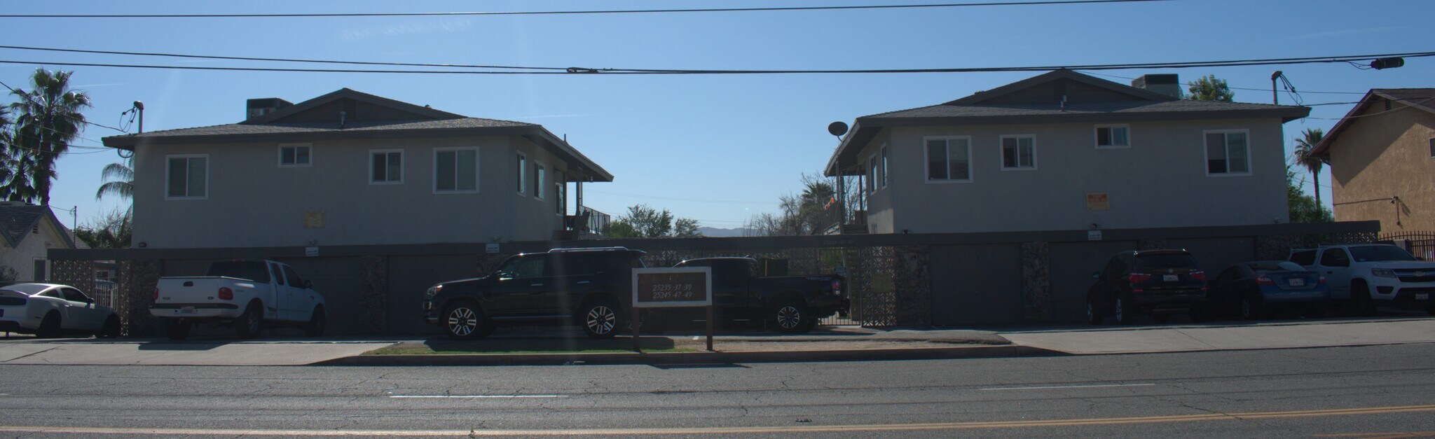 25235 Pacific St, San Bernardino, CA à vendre Photo de l’immeuble– Image 1 sur 21