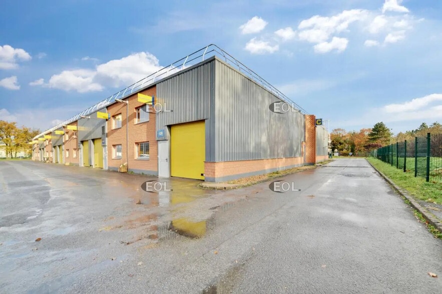 24 Avenue Des Bethunes, SAINT-OUEN-L'AUMONE à louer - Photo de l’immeuble – Image 1 sur 9