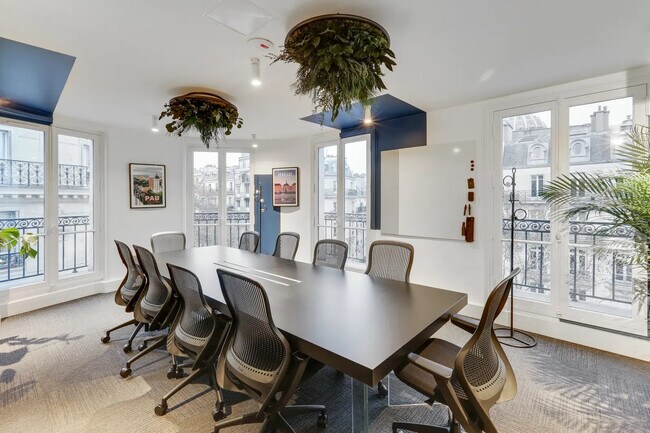 Plus de détails pour 93 Boulevard Haussmann, Paris - Coworking à louer