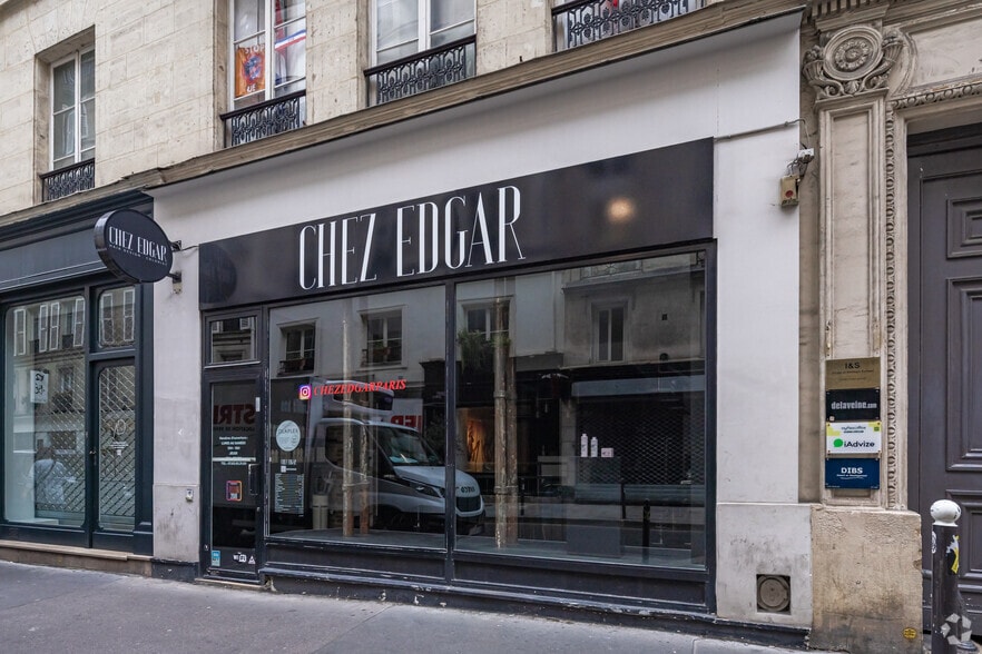 51 Rue Sainte-Anne, Paris à louer - Photo de l’immeuble – Image 3 sur 5