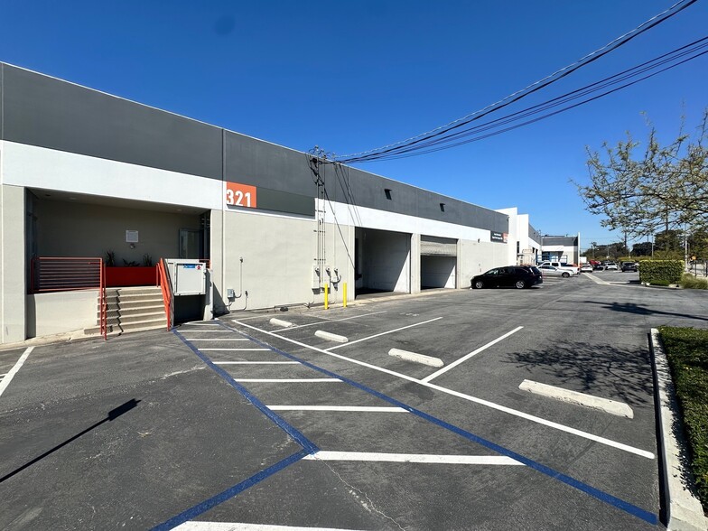 301-445 N Figueroa St, Wilmington, CA à louer - Photo de l’immeuble – Image 2 sur 34