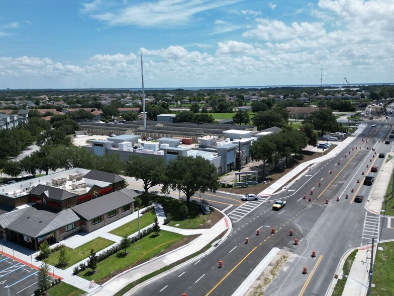 2521 Partin Settlement Rd, Kissimmee, FL à louer - Photo de l’immeuble – Image 2 sur 26