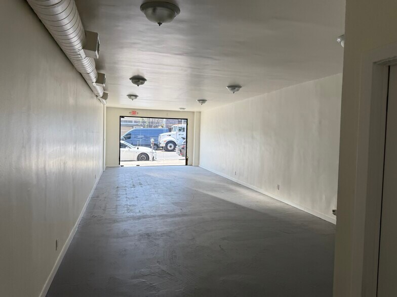 8115 W 3rd St, Los Angeles, CA à louer - Photo intérieure – Image 3 sur 21