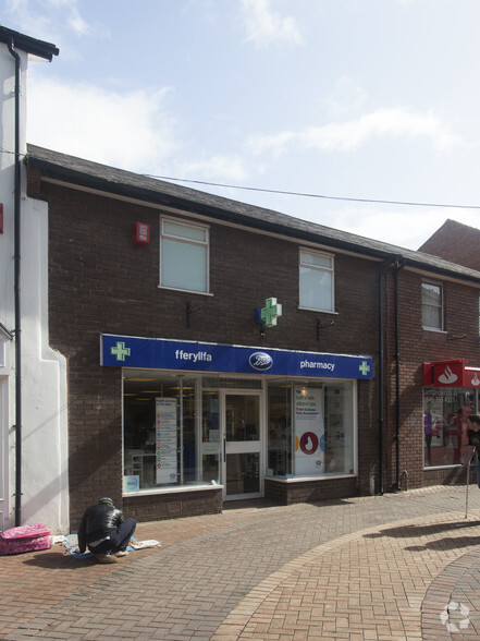 65-67 High St, Holywell à louer - Photo de l’immeuble – Image 3 sur 3