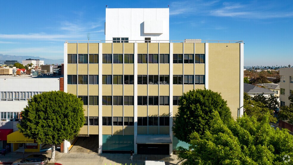 280 S Beverly Dr, Beverly Hills, CA à louer - Photo de l’immeuble – Image 2 sur 5