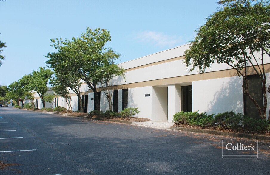 1941 Savage Rd, Charleston, SC à louer - Photo de l’immeuble – Image 2 sur 5