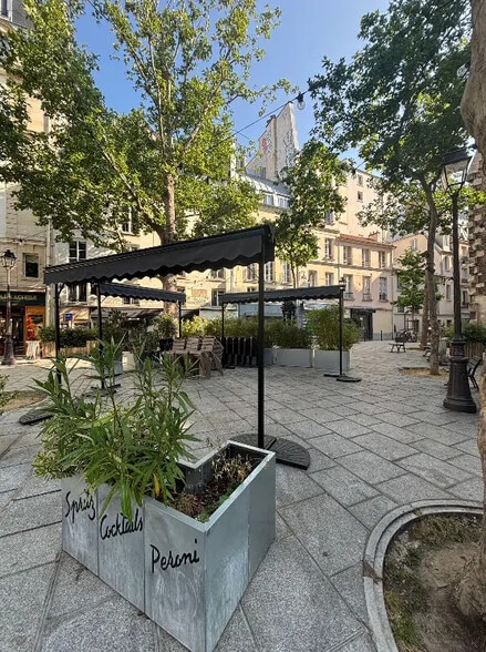 Local commercial dans Paris à louer - Photo de l’immeuble – Image 2 sur 3