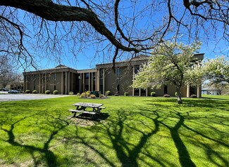 Plus de détails pour 1 Fishers Rd, Pittsford, NY - Bureau à louer