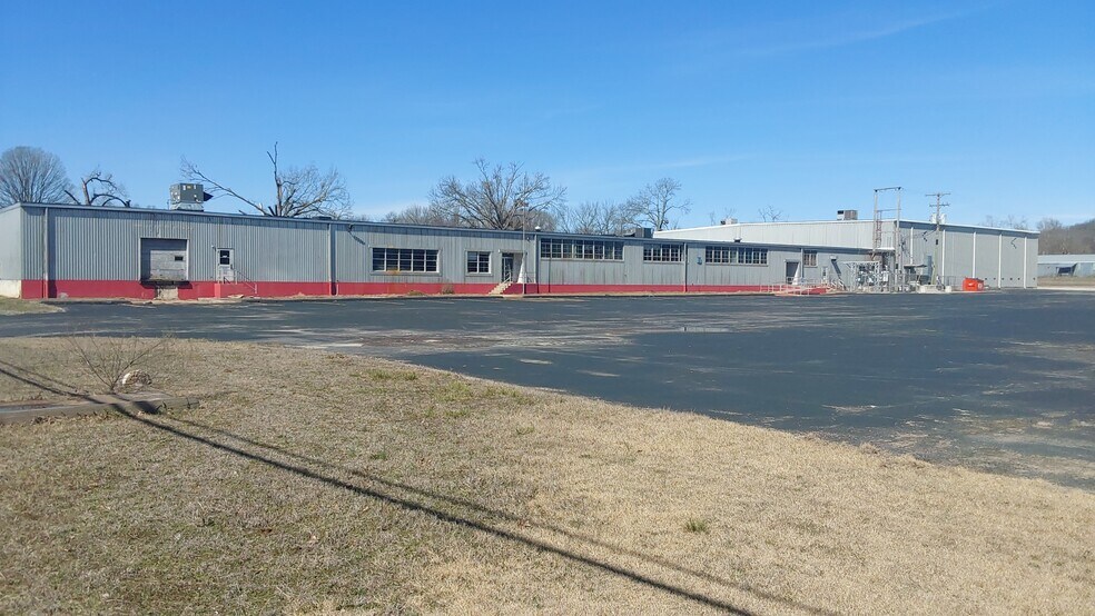 700 W 11th St, Cassville, MO à vendre - Photo de l’immeuble – Image 3 sur 5
