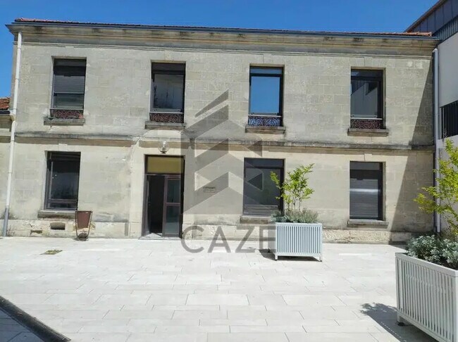 Plus de détails pour Bureau à vendre