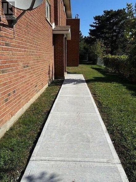 147 N Park St, Belleville, ON à vendre - Photo de l’immeuble – Image 3 sur 9