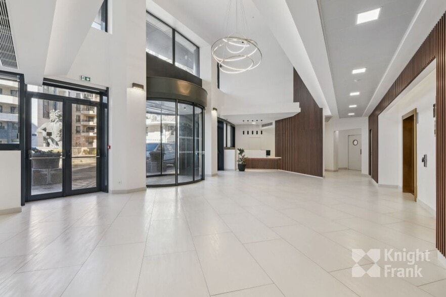 4 Place Des Ailes, Boulogne-Billancourt à louer - Hall d’entrée – Image 3 sur 6