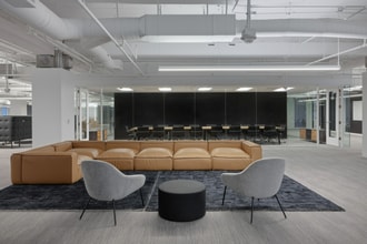 303 2nd St, San Francisco, CA à louer Photo intérieure– Image 2 sur 10