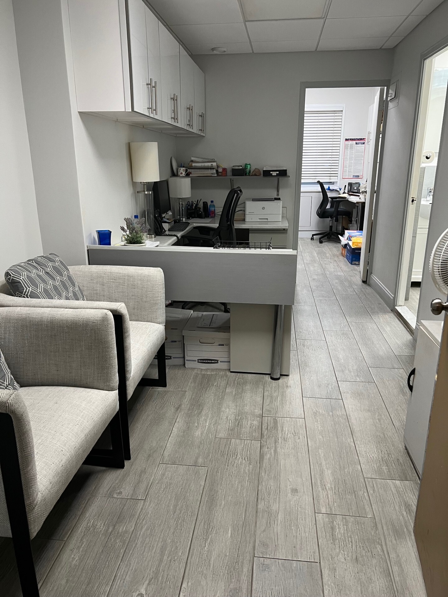 30 W 60th St, New York, NY à louer Photo intérieure– Image 1 sur 2