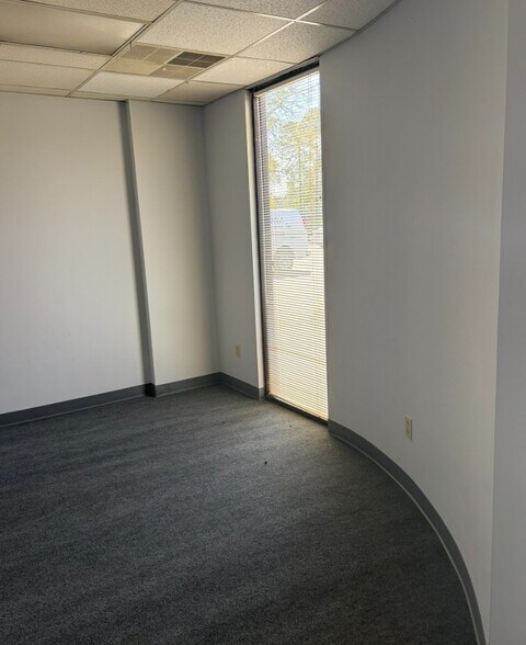 4104 Holland Blvd, Chesapeake, VA à vendre - Photo de l’immeuble – Image 3 sur 15
