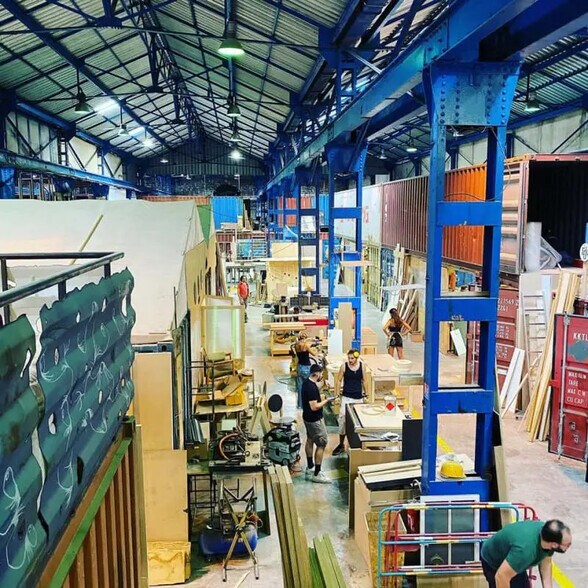 Local d’activités dans Marseille à louer - Photo de l’immeuble – Image 2 sur 5