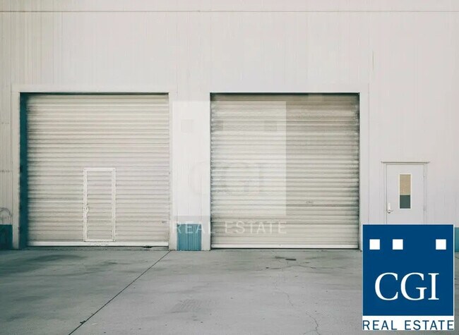 Plus de détails pour Local d'activités à louer