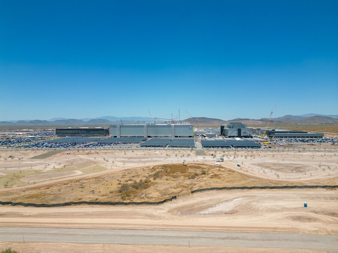 N 195th Ave, Surprise, AZ à vendre Photo principale– Image 1 sur 4