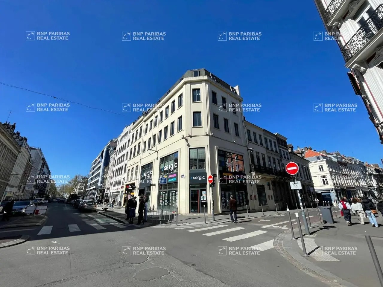 84 Rue Nationale, Lille à louer Photo de l’immeuble– Image 1 sur 9