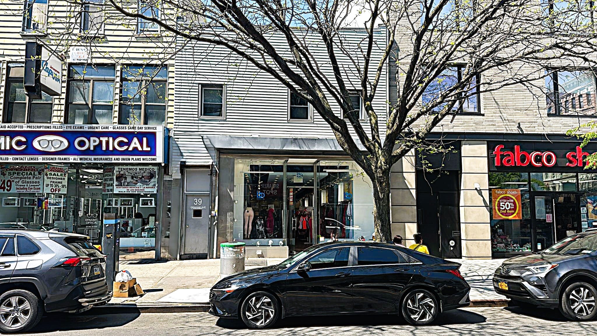 39 Graham Ave, Brooklyn, NY à louer Photo de l’immeuble– Image 1 sur 18