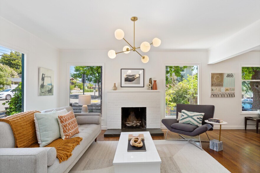 1539 E 38th St, Oakland, CA à vendre - Photo de l’immeuble – Image 3 sur 30