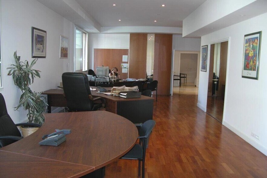 Bureau dans Cannes à vendre - Photo intérieure – Image 1 sur 3
