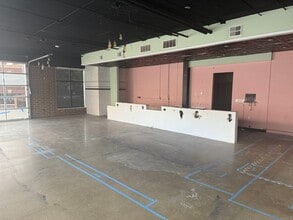 213 Ann St, East Lansing, MI à louer Photo intérieure– Image 2 sur 4