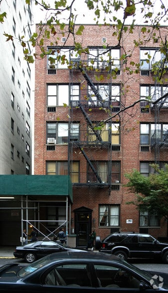407 E 88th St, New York, NY à louer - Photo principale – Image 1 sur 2