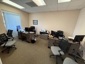 3030 Venture Ln, Melbourne, FL à louer Photo intérieure– Image 2 sur 6