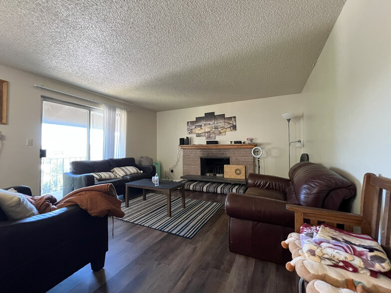 237 NW Timothy St, Pullman, WA à vendre - Photo principale – Image 1 sur 12