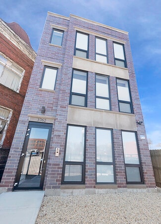 Plus de détails pour 3762 S Indiana Ave, Chicago, IL - Logement à vendre