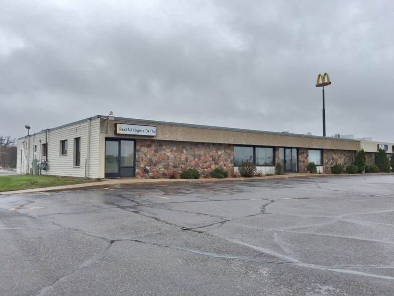 1001 Highway 95 E, Cambridge, MN à louer - Photo de l’immeuble – Image 3 sur 3
