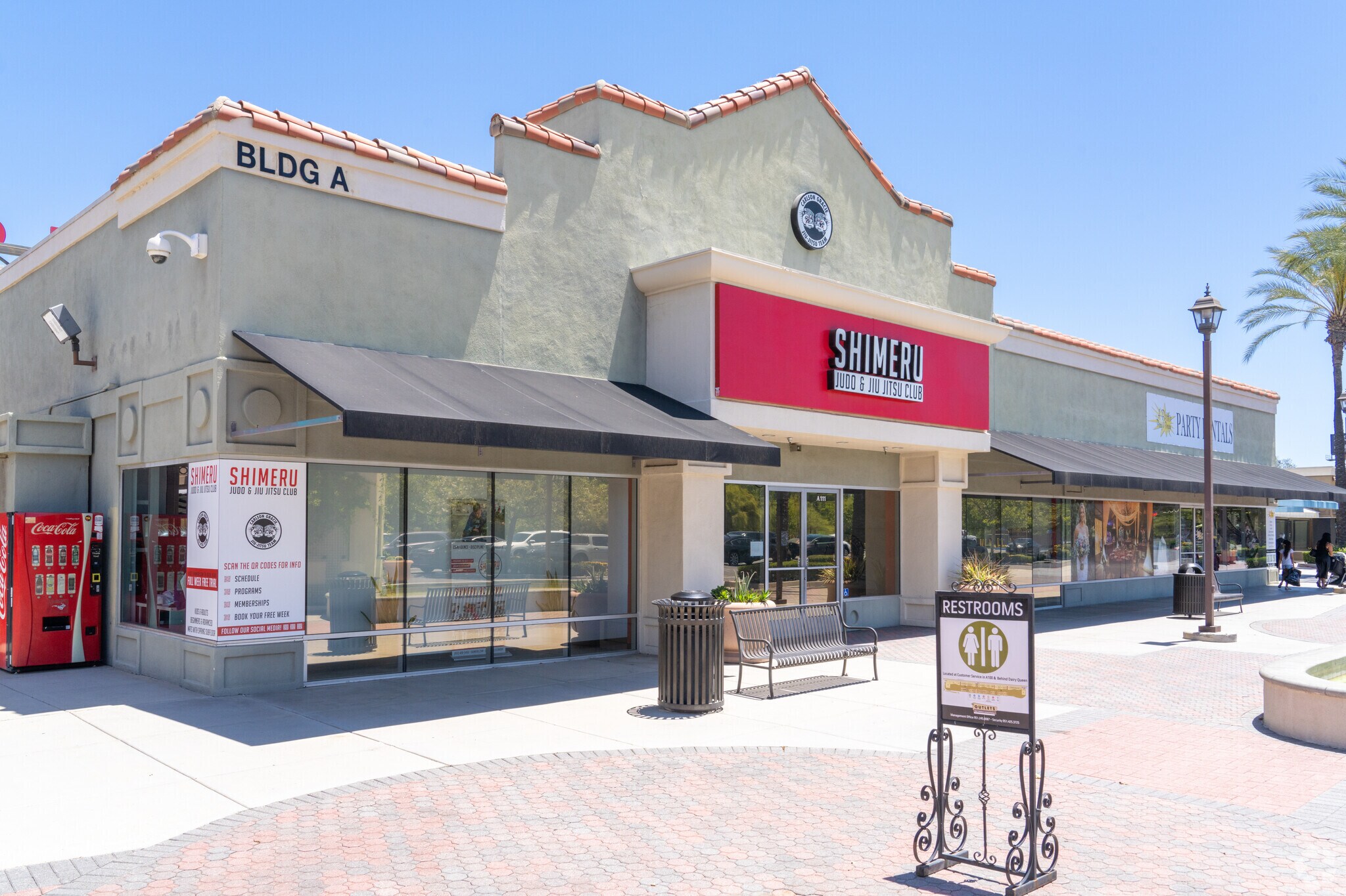 17600 Collier Ave, Lake Elsinore, CA à vendre Photo principale– Image 1 sur 5