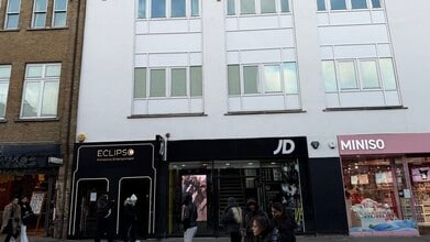 213-219 Camden High St, Londres à louer Photo de l’immeuble– Image 2 sur 11